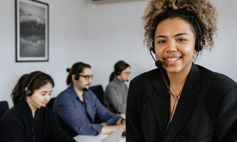 fast business hotline number